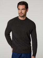 Image sur Pull en tricot de laine vierge