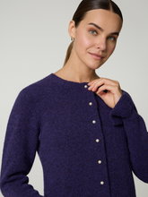 Bild von Strickjacke mit Wolle