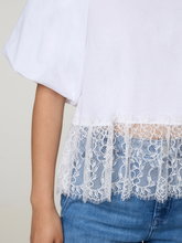 Bild von T-Shirt mit Spitze
