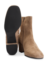 Bild von Stiefelette aus Veloursleder