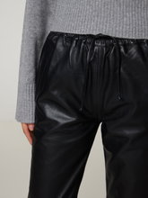 Image sur Pantalon en peau d'agneau