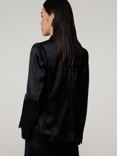 Bild von Blazer aus Satin