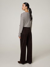 Image sur Pantalon en velours côtelé à coupe droite