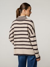 Bild von Stehkragenpullover aus Wolle