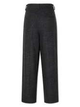 Image sur Pantalon à coupe fuselée