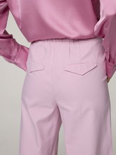 Bild von Hose mit weitem Bein