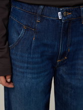 Image sur Jean THE O-SHAPE