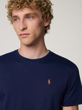 Image sur T-shirt à la coupe slim personnalisée