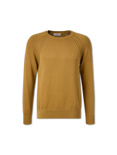 Image sur Pull en maille à la coupe classique