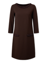 Bild von Midikleid mit Schmucksteinen