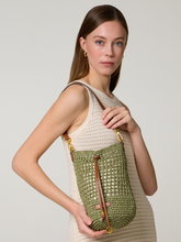 Bild von Beuteltasche aus Stroh NEFELI