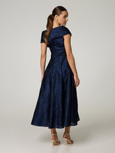 Image sur Robe de soirée en jacquard