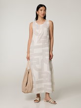 Bild von Kleid mit Leinen