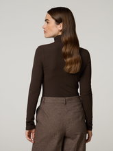 Image sur Pull à col roulé