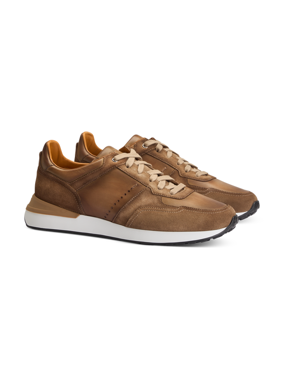 Bild von Sneaker aus Kalbsleder