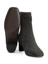 Image sur Bottines en cuir velours