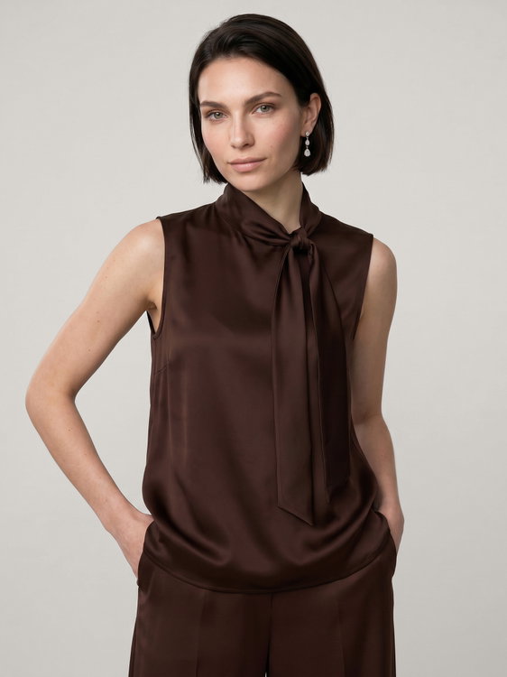 Bild von Schluppenbluse aus Satin