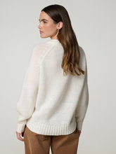 Image sur Pull en maille CISARIA