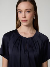 Bild von Kurzarmbluse aus Satin