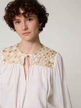 Bild von Tunika mit Stickerei