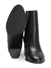 Bild von Stiefeletten aus Leder NORTH