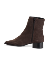 Bild von Stiefelette aus Veloursleder
