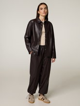 Image sur Pantalons en simili cuir
