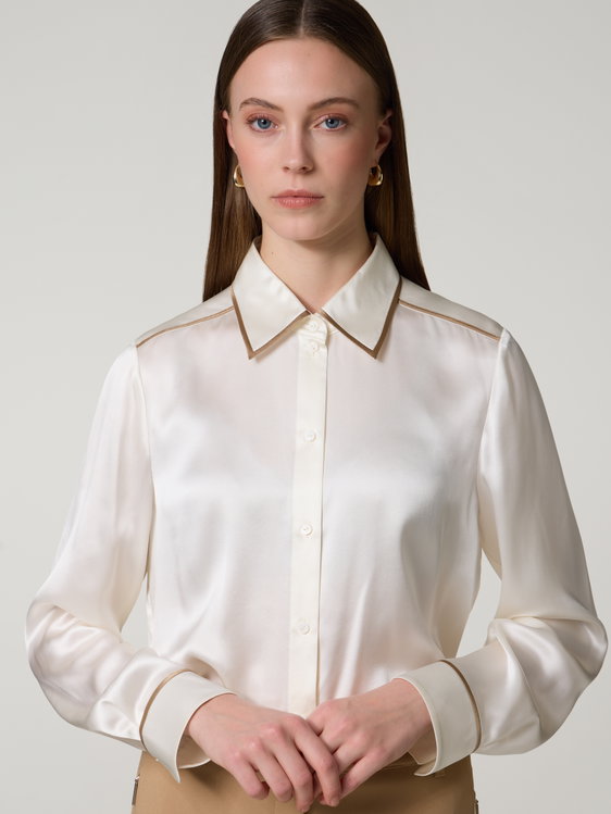 Bild von Bluse aus Seide