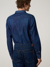Image sur Chemise en jean coupe slim