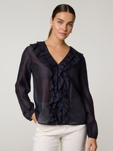 Bild von Bluse mit Rüschen