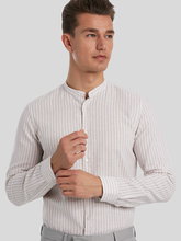 Bild von Hemd mit Streifen