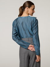 Bild von Bluse mit Rüschen