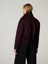 Bild von Wolljacke mit Schal