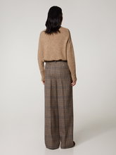 Bild von Hose mit Bügelfalten