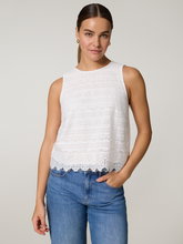 Bild von Top mit Spitze