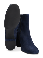 Bild von Stiefelette aus Veloursleder