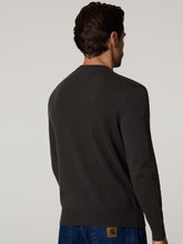 Image sur Pull en tricot de laine vierge