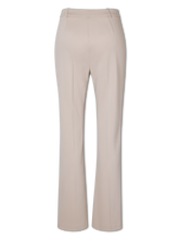 Bild von Hose mit Bügelfalten