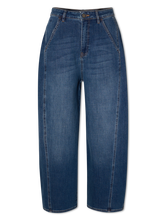 Bild von Jeans im Barrel Leg Fit