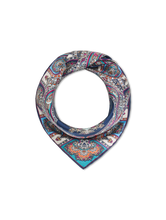 Bild von Seidenschal mit Paisleyprint