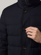 Bild von Daunenjacke mit Blende