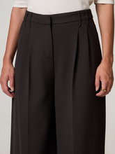 Image sur Pantalon à pinces, coupe large
