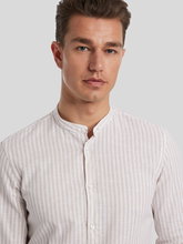 Bild von Hemd mit Streifen