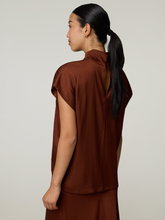 Bild von Blusenshirt aus Satin ALARIA