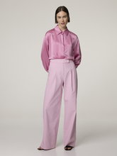 Bild von Hose mit weitem Bein