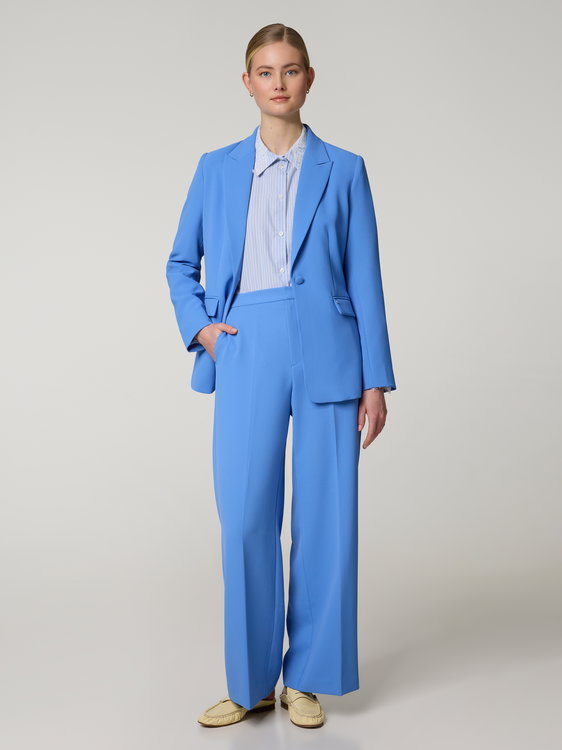 Bild von Hose mit weitem Bein