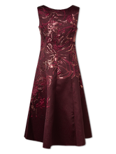 Bild von Cocktailkleid aus Brokat