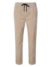 Image sur Pantalon en velours côtelé au look jogging