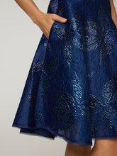 Bild von Cocktailkleid aus Jacquard