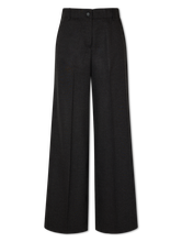 Bild von Hose mit weitem Bein